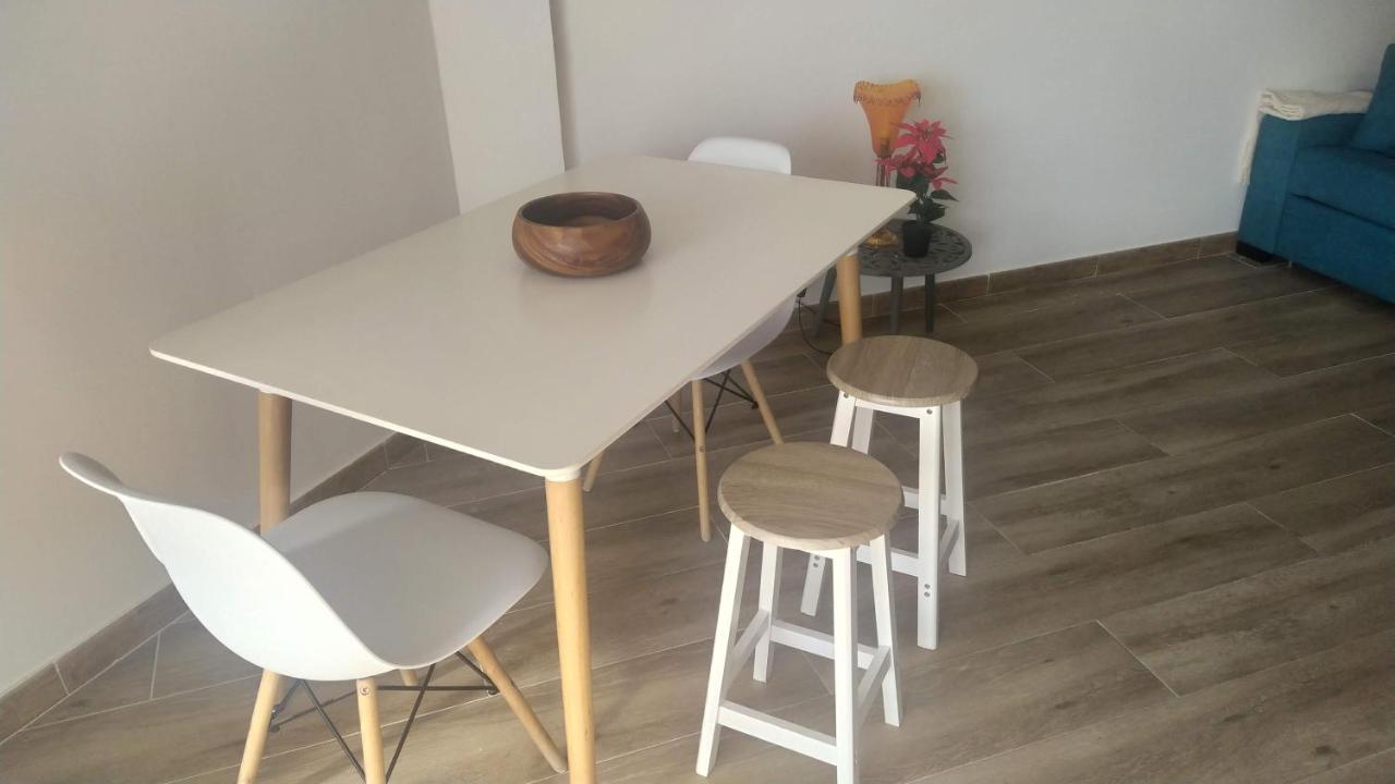 Apartamento Estudio En Chinasol Primera Linea Playa San Cristobal Almuñécar Εξωτερικό φωτογραφία